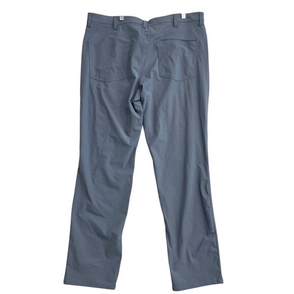 NWOT Kirkland Signature Men's 38x32 Gray Commuter Tech Pants Outdoor UPF 50 - Picture 3 of 8